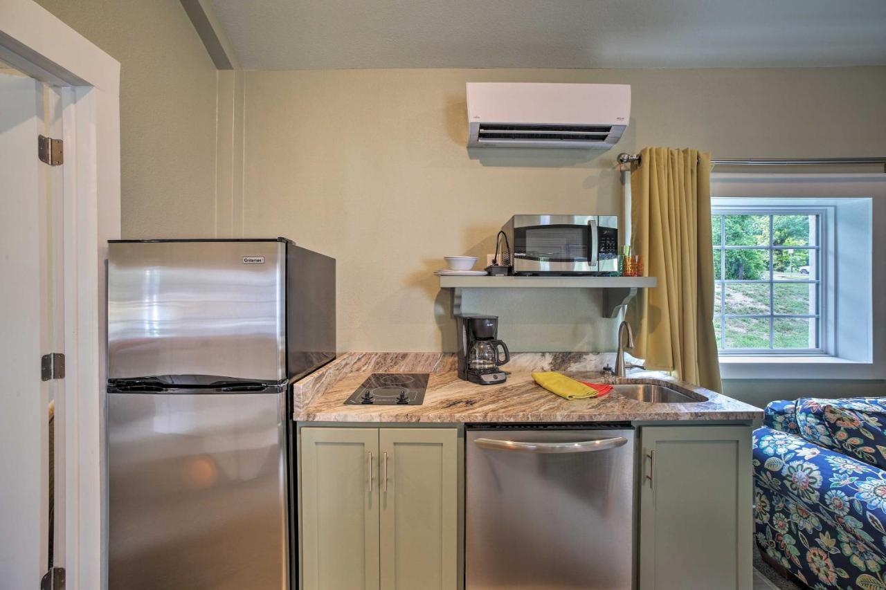 Downtown Branson Cottage With Pool Access! ภายนอก รูปภาพ