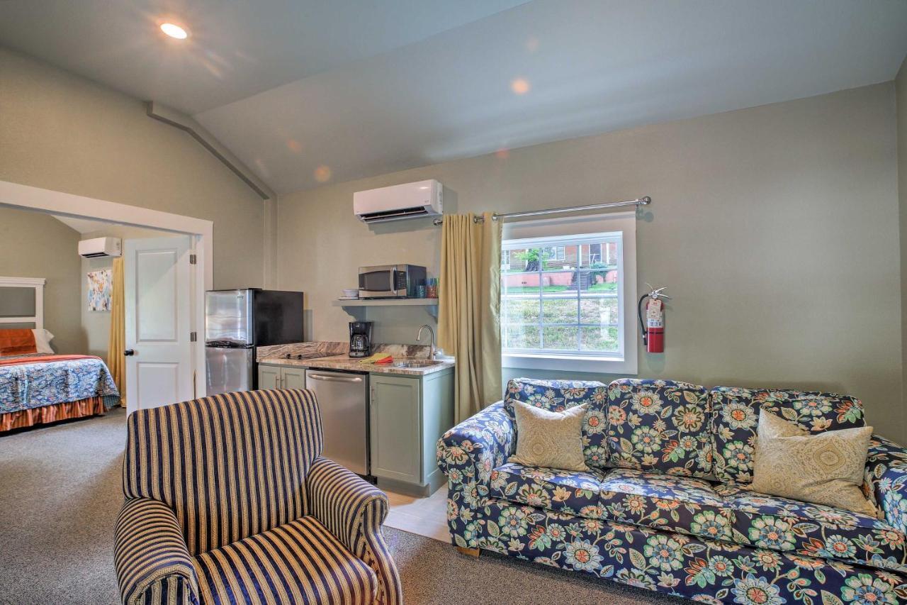 Downtown Branson Cottage With Pool Access! ภายนอก รูปภาพ