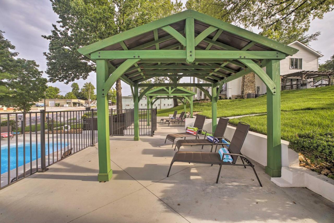 Downtown Branson Cottage With Pool Access! ภายนอก รูปภาพ